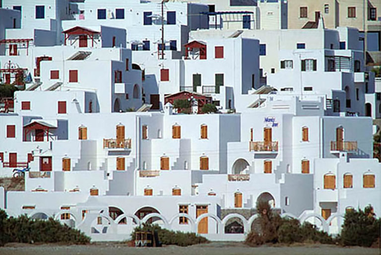 01GS-033 Greek buildings-paros-2-